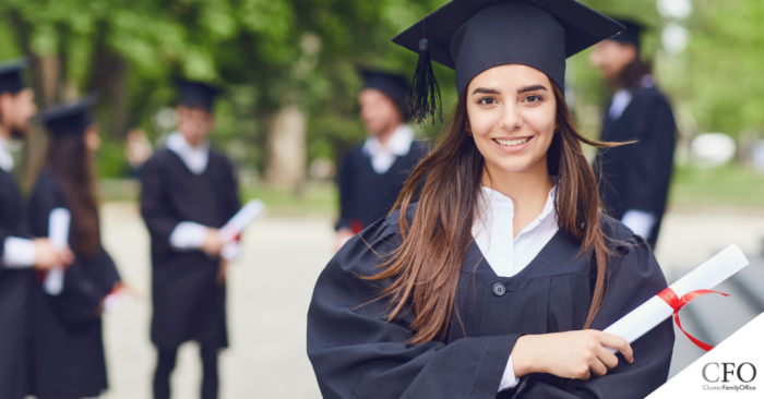 Rectangular-Estudia-en-la-universidad-1024x536-1-e1651386025483